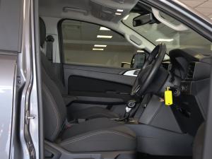 Volkswagen Amarok 2.0TDI double cab Life 4Motion auto - Image 13