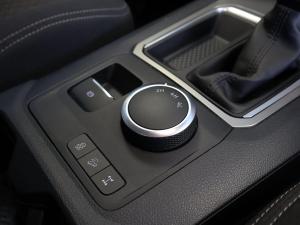 Volkswagen Amarok 2.0TDI double cab Life 4Motion auto - Image 16