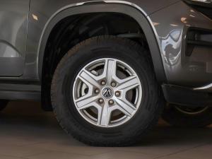 Volkswagen Amarok 2.0TDI double cab Life 4Motion auto - Image 5