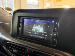 Hyundai Grand i10 1.0 FLUID/EXECUTIVE - Image 16