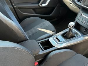 Peugeot 308 1.2T Allure - Image 19