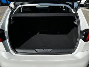 Peugeot 308 1.2T Allure - Image 9