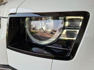 Land Rover Defender 110 D350 X-Dynamic HSE - Image 15