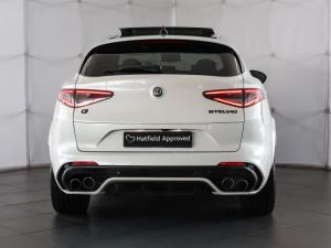 Alfa Romeo Stelvio Quadrifoglio Q4 - Image 10