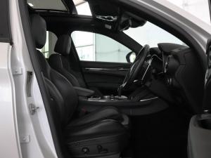 Alfa Romeo Stelvio Quadrifoglio Q4 - Image 16