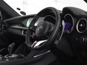Alfa Romeo Stelvio Quadrifoglio Q4 - Image 18