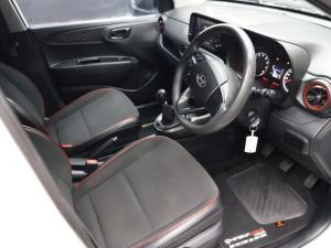 Hyundai Grand i10 1.0 Premium Cargo panel van - Image 9