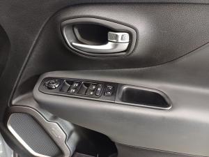 Jeep Renegade 1.4T Limited - Image 25