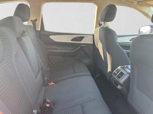 Mahindra XUV700 2.0T AX5 - Image 12