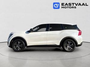 Mahindra XUV700 2.0T AX5 - Image 4