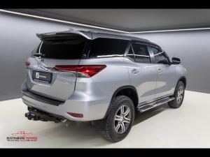 Toyota Fortuner 2.4GD-6 auto - Image 2