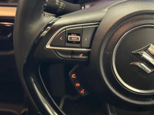 Suzuki Swift 1.2 GLX manual - Image 9