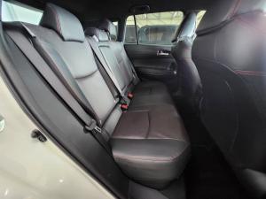 Toyota Corolla Cross 1.8 Hybrid GR-Sport - Image 12