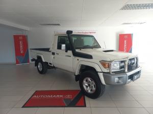 Toyota Land Cruiser 79 4.5D-4D LX V8 single cab - Image 1