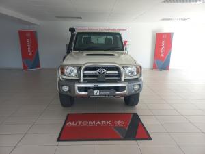 Toyota Land Cruiser 79 4.5D-4D LX V8 single cab - Image 4