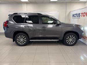 Toyota Land Cruiser Prado 2.8GD VX-L - Image 4