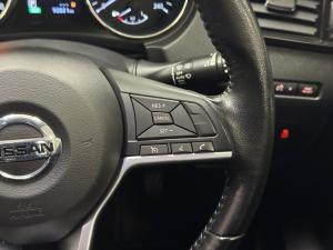 Nissan X-Trail 2.5 4x4 Acenta Tech - Image 10