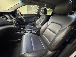 Hyundai Tucson 2.0CRDi Elite - Image 7