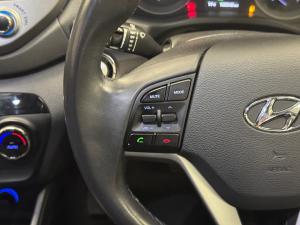Hyundai Tucson 2.0CRDi Elite - Image 9