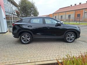 Omoda C5 1.5T 230T Street + - Image 3