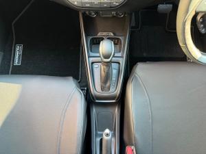 Toyota Rumion 1.5 TX auto - Image 12