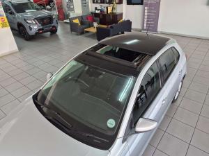 Volkswagen Polo 1.0 TSI Comfortline - Image 9