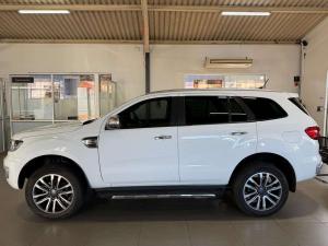 Ford Everest 2.0D BI-TURBO LTD 4X4 automatic - Image 3
