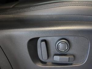 Land Rover Range Rover Evoque D200 R-Dynamic SE - Image 23