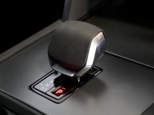 Land Rover Discovery Sport D200 R-Dynamic HSE - Image 29