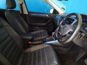 Volkswagen T-Roc 2.0TSI 4Motion Design - Image 10