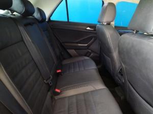 Volkswagen T-Roc 2.0TSI 4Motion Design - Image 11