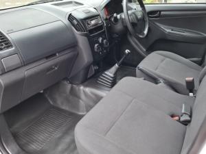 Isuzu D-Max Gen 6 250C single cab Fleetside - Image 4