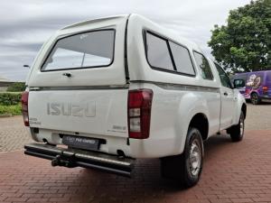Isuzu D-Max Gen 6 250C single cab Fleetside - Image 8