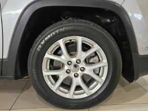 Jeep Cherokee 2.4L Longitude - Image 7