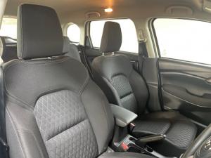 Toyota Urban Cruiser 1.5 XR manual - Image 8