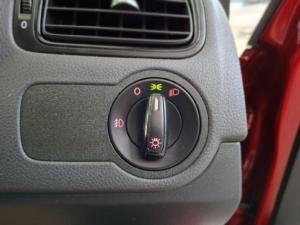Volkswagen Polo Vivo hatch 1.6 Comfortline auto - Image 17