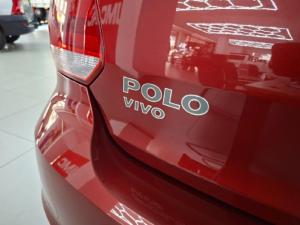 Volkswagen Polo Vivo hatch 1.6 Comfortline auto - Image 5