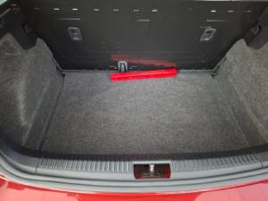 Volkswagen Polo Vivo hatch 1.6 Comfortline auto - Image 8