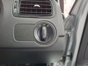 Volkswagen Polo Vivo hatch 1.4 Trendline - Image 14