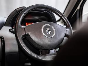 Renault Duster 1.5dCi Dynamique 4WD - Image 11