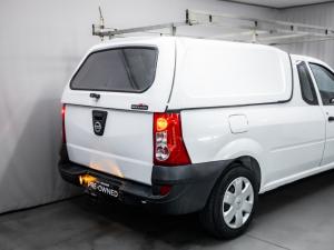 Nissan NP200 1.6i safety pack (aircon) - Image 11