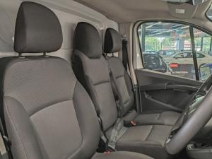 Renault Trafic 2.0dCi panel van - Image 7