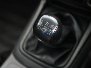 Isuzu D-Max 250 4x4 Hi-Ride - Image 16