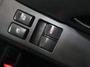 Isuzu D-Max 250 4x4 Hi-Ride - Image 21