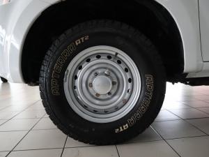 Isuzu D-Max 250 4x4 Hi-Ride - Image 25