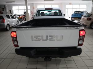 Isuzu D-Max 250 4x4 Hi-Ride - Image 6