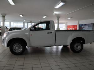 Isuzu D-Max 250 4x4 Hi-Ride - Image 7