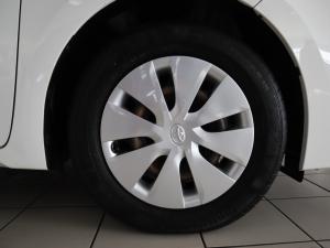 Toyota Corolla Quest 1.8 Plus manual - Image 20