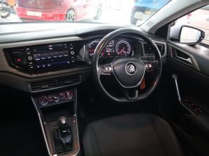 Volkswagen Polo hatch 1.0TSI Comfortline - Image 12
