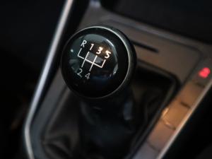 Volkswagen Polo hatch 1.0TSI Comfortline - Image 18
